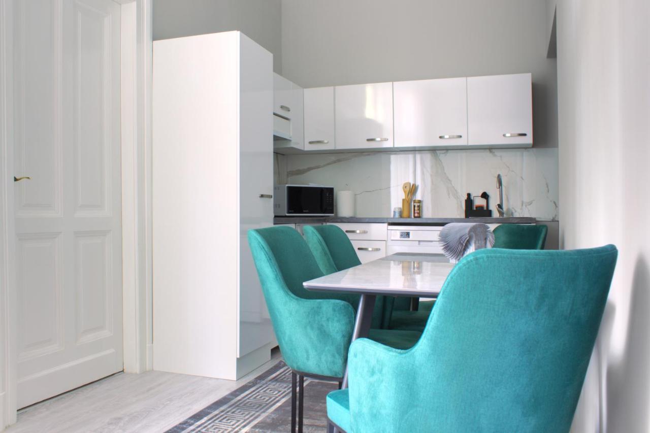 La Roberta Appartement Boedapest Buitenkant foto